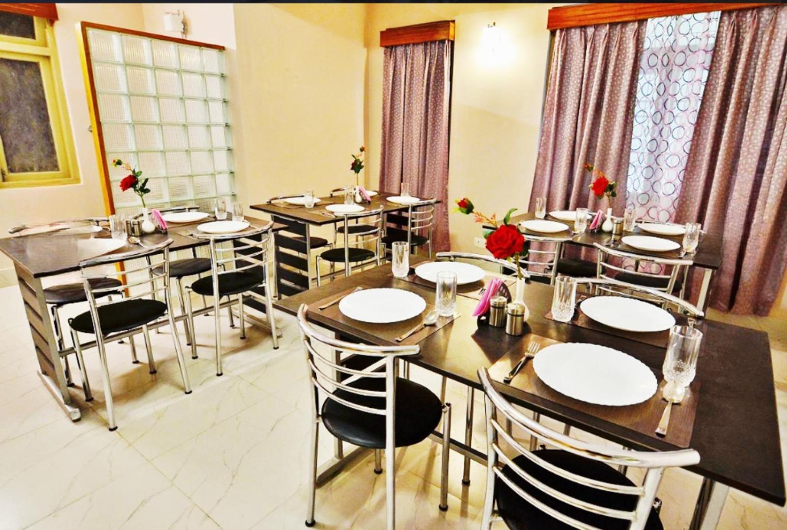 Hotel Powring Gangtok Ngoại thất bức ảnh
