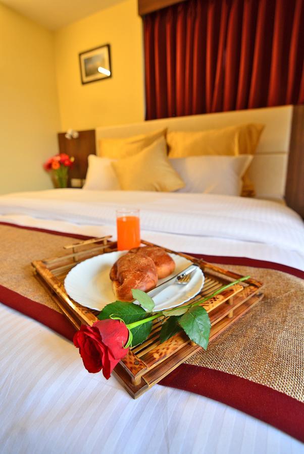 Hotel Powring Gangtok Ngoại thất bức ảnh